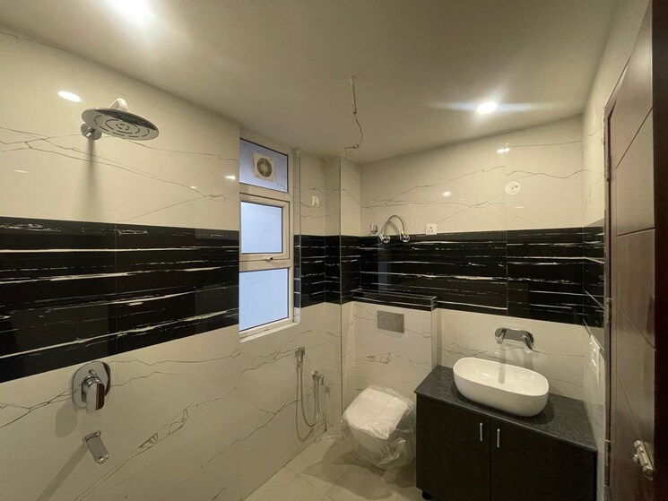 Kitchen, bestech-park-view-spa-next 4 Bedroom 2350 Sq.Ft. Apartment In Sector 67 Gurgaon 8063760