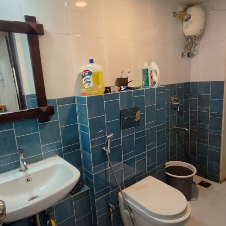 Bathroom, lodha-amara 3 Bedroom 955 Sq.Ft. Apartment In Sandoz Baug Thane 8063811