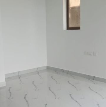 Room in 2 BHK Apartment at Raymond Ten X Habitat, Swastik Garden – for Sale