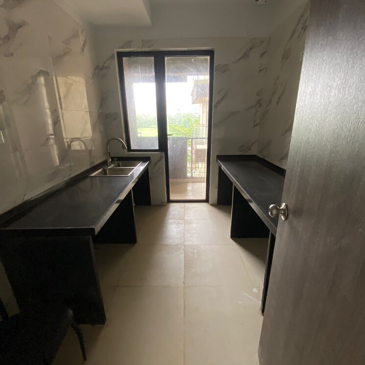 Kitchen, risland-the-icon-phase-4 3 Bedroom 940 Sq.Ft. Apartment In Yashaswi Nagar Thane 8063832