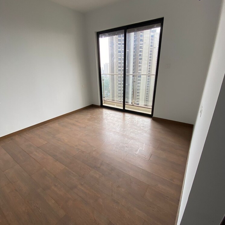 Room, risland-the-icon-phase-4 3 Bedroom 940 Sq.Ft. Apartment In Yashaswi Nagar Thane 8063832