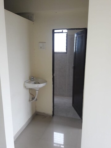 Room in 1 RK Apartment at Kohinoor Castles, Ambernath – for Rent