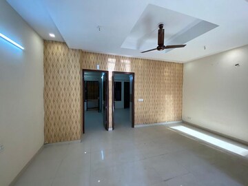 3 BHK Apartment For Rent in MP Metro Towers, Dhakoli Village