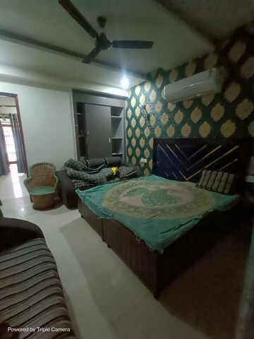 Bedroom in 3 BHK Apartment at MP Metro Towers, Dhakoli Village – for Rent