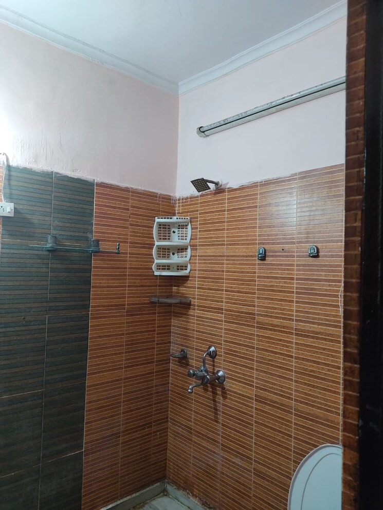 Bathroom, exotica-elegance 3 Bedroom 1620 Sq.Ft. Apartment In Vaibhav Khand Ghaziabad 8063901