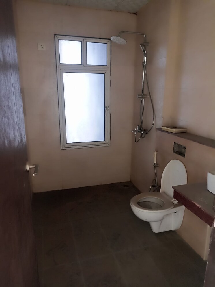 Bathroom, lotus-panache 3 Bedroom 1700 Sq.Ft. Apartment In Sector 110 Noida 8063949