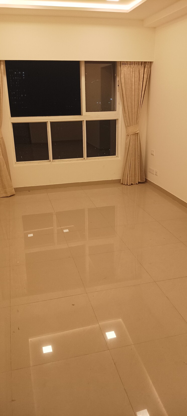 Room, jp-north 1 Bedroom 405 Sq.Ft. Apartment In Mira Road Thane 8063964