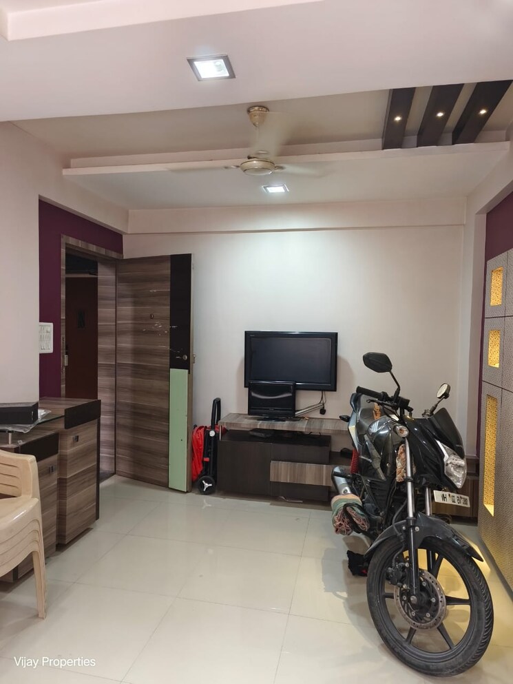  Parking, sheth-vasant-sagar-complex 1 Bedroom 585 Sq.Ft. Apartment In Kandivali East Mumbai 8063994