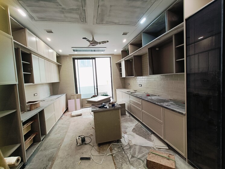 Kitchen, vasant vihar 4 Bedroom 600 Sq.Yd. Builder Floor In Vasant Vihar Delhi 8064044