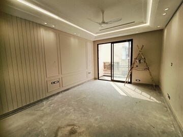 Room in 4 BHK Builder Floor at Vasant Vihar – for Sale