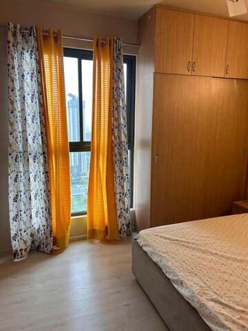 Room in 2 BHK Apartment at M3M Heights, Sector 65 – for Rent