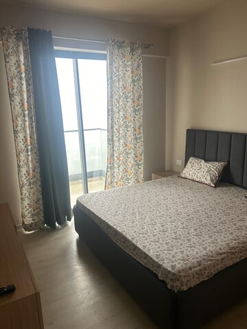 Bedroom in 2 BHK Apartment at M3M Heights, Sector 65 – for Rent