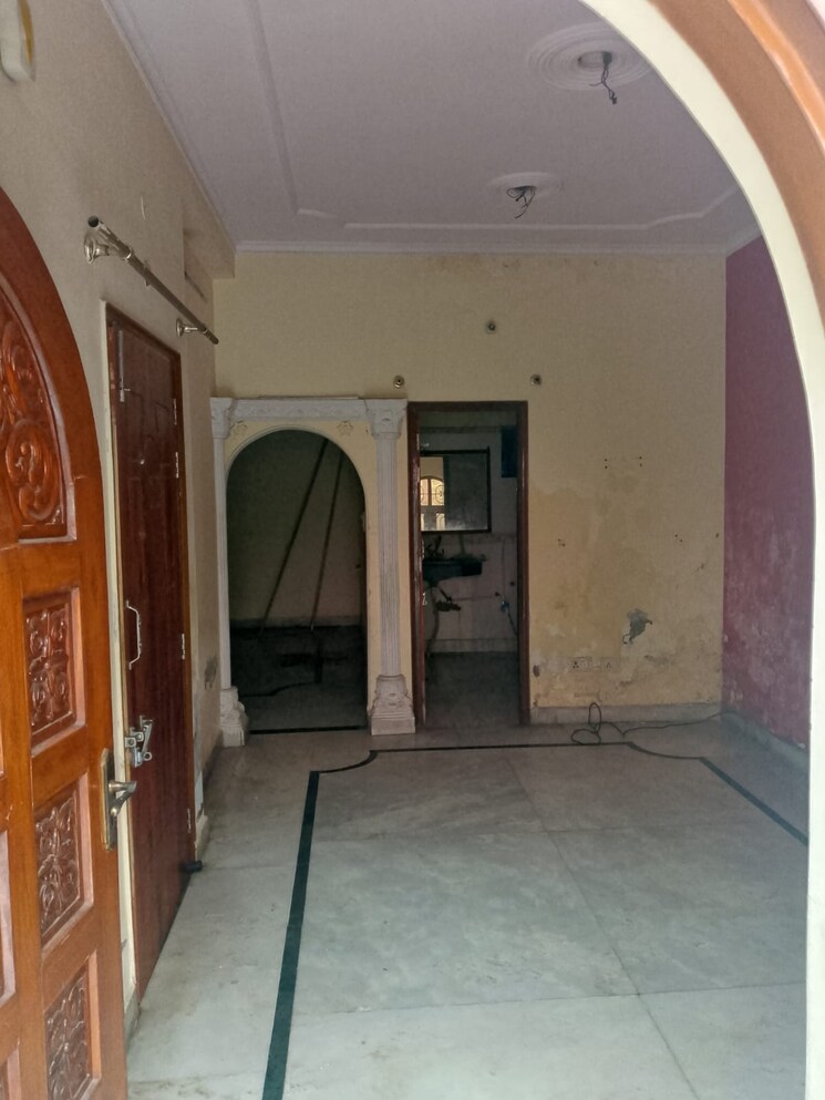 undefined, raj nagar extension 5 Bedroom 65 Sq.Mt. Independent House In Raj Nagar Extension Ghaziabad 8064036