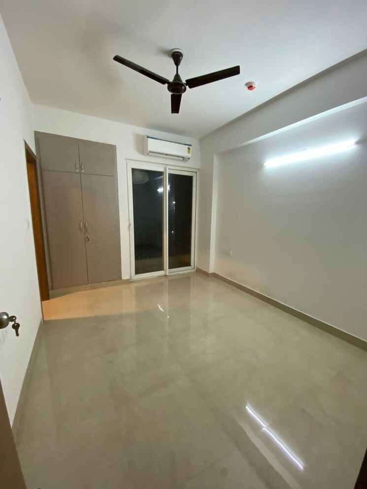Room, ska-orion 3 Bedroom 1700 Sq.Ft. Apartment In Sector 143b Noida 8064049
