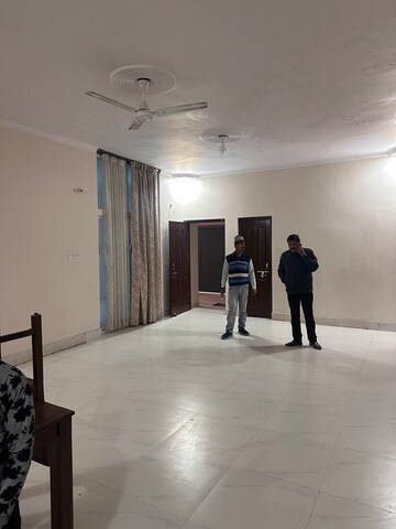 Living Room in 4 BHK Independent House at Ashiana Nagar – for Rent