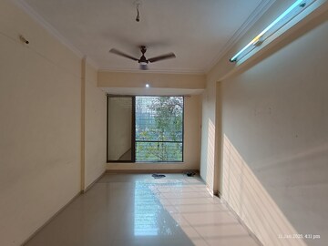 Room in 2 BHK Apartment at Giriraj Classic, Kopar Khairane – for Rent