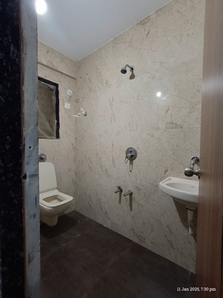 Bathroom, vipul-mahavir-sapphire 1 Bedroom 495 Sq.Ft. Apartment In Ghansoli Navi Mumbai 8064130