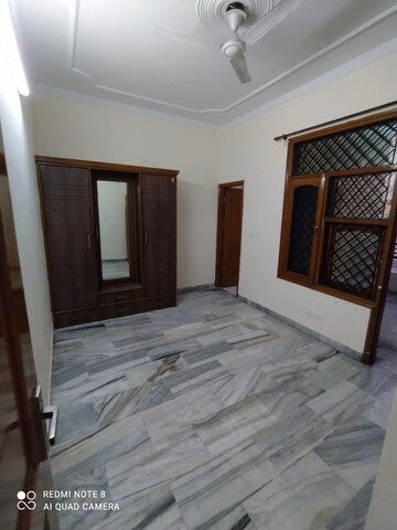 Room in 2 BHK Independent House at Sector 11 – for Rent