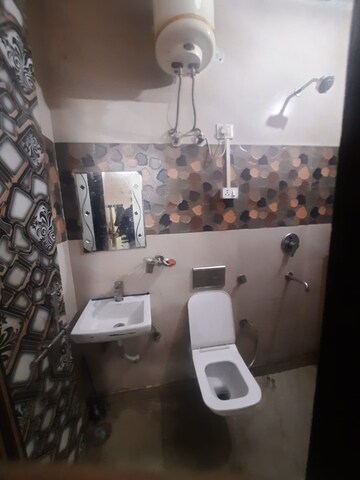 Master Bedroom in 2 BHK Builder Floor at Rohini Extension – for Rent