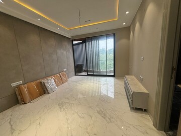 Room in 4 BHK Builder Floor at Sector 47 – for Sale