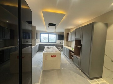 Kitchen in 4 BHK Builder Floor at Sector 47 – for Sale