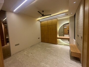 Bedroom in 4 BHK Builder Floor at Sector 47 – for Sale