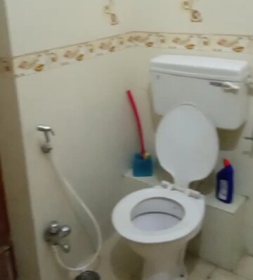 Bathroom in 2 BHK Independent House at Aliganj – for Rent
