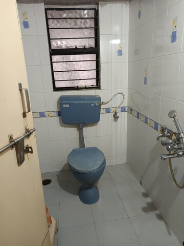 Master Bedroom in 2 BHK Apartment at Karve Nagar – for Rent