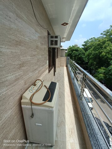 Balcony in 1 BHK Builder Floor at Palam Vihar Residents Association, Palam Vihar – for Rent