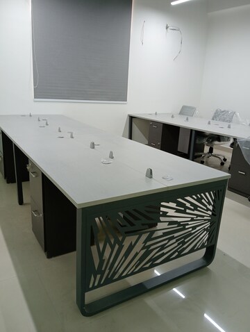 Team Area in  Office Space in IT/SEZ at DLF Mall Of India, Sector 18 – for Rent