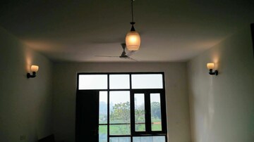 Room in 3 BHK Builder Floor at Omaxe New Chandigarh, North Mullanpur – for Rent