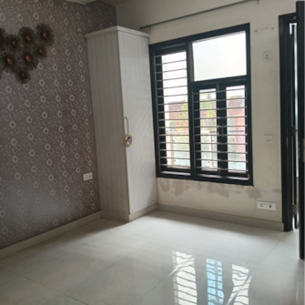 3 BHK Builder Floor For Rent in Sector 8, Dwarka Delhi  8064359