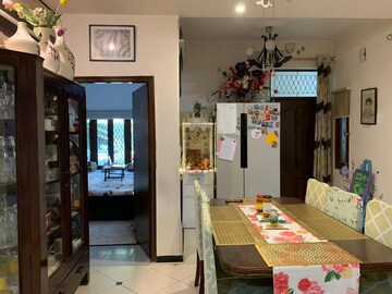 Bedroom in 3 BHK Builder Floor at Ardee City, Sector 52 – for Rent