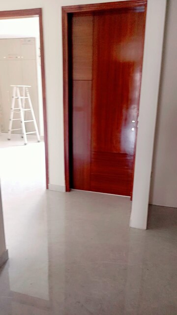 Room in 3 BHK Builder Floor at Fidato Honour Homes, Sector 89 – for Sale