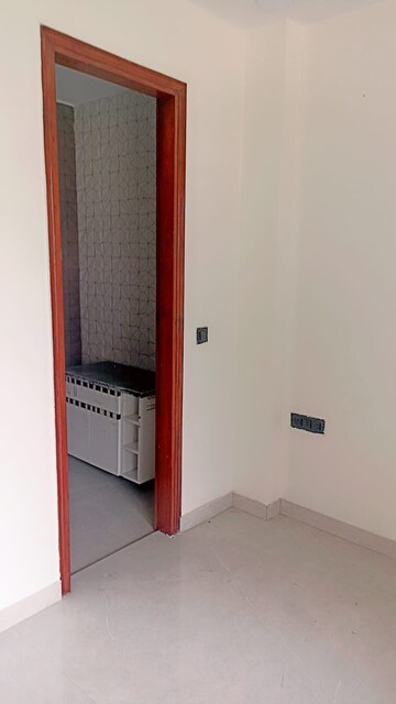 Bathroom in 3 BHK Builder Floor at Fidato Honour Homes, Sector 89 – for Sale