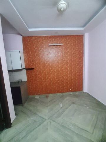 Room in 1 BHK Builder Floor at Rohini Sector 8 – for Rent