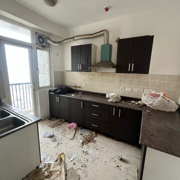 Kitchen in 3 BHK Apartment at Amrapali Platinum, Sector 119 – for Rent