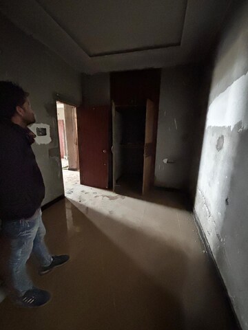 Building Lobby in 4 BHK Builder Floor at Lalbagh – for Sale