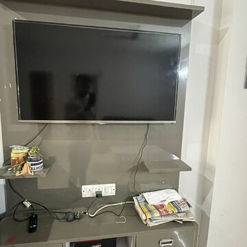 Furnished Amenities in 2 BHK Apartment at AVL 36 Gurgaon, Sector 36a – for Rent