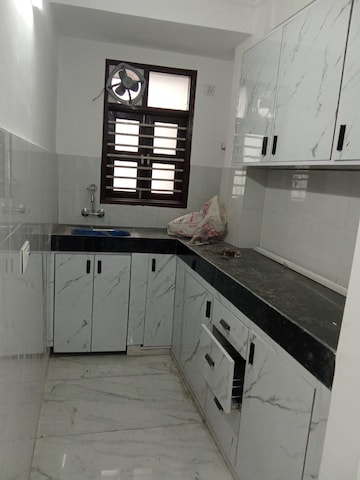 1 BHK Builder Floor For Rent in Paryavaran Complex Delhi  8064516