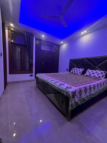 Bedroom in 2 BHK Builder Floor at Ignou Road – for Rent