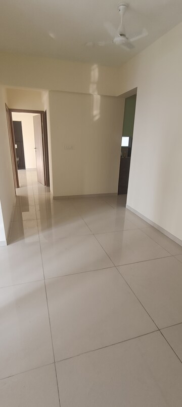 Room in 2 BHK Apartment at Godrej Nest Kandivali, Kandivali East – for Rent