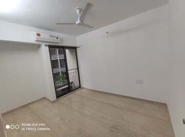 Room in 4 BHK Apartment at Omkar Alta Monte, Malad East – for Sale