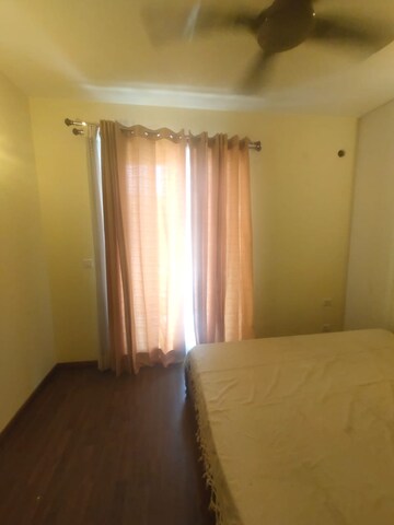Bedroom in 3 BHK Builder Floor at Omaxe Heights, Sector 86 – for Rent