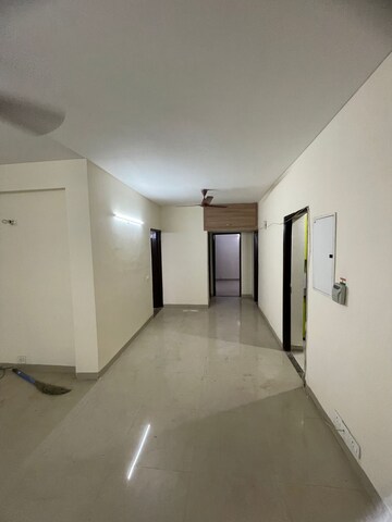 Building Lobby in 3.5 BHK Apartment at Ardee City The Residency, Sector 52 – for Rent