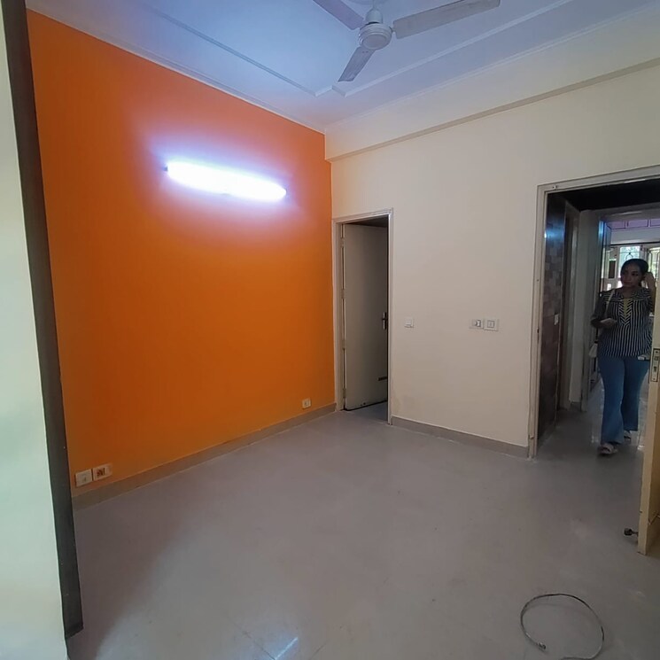 Room, bptp-park-prime 2.5 Bedroom 1450 Sq.Ft. Apartment In Sector 66 Gurgaon 8064725