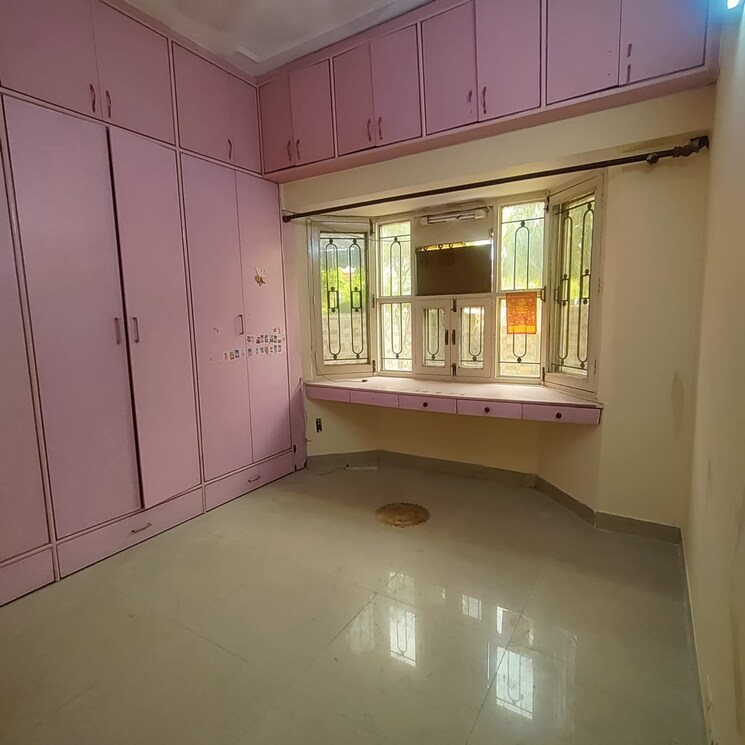 Room, bptp-park-prime 2.5 Bedroom 1450 Sq.Ft. Apartment In Sector 66 Gurgaon 8064725