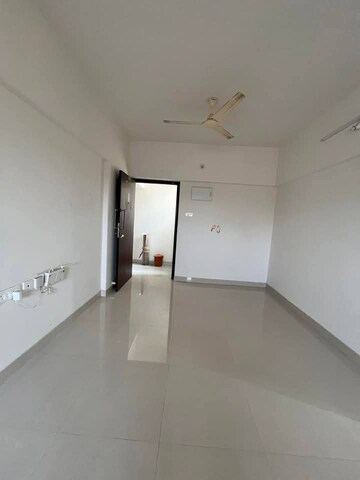 Room in 1 BHK Apartment at Gera Shrishti, Wagholi – for Rent