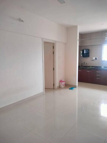 Room in 1 BHK Apartment at Gera Shrishti, Wagholi – for Rent