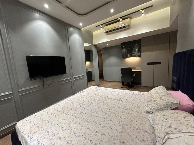  Parking, lodha-sterling 3 Bedroom 1300 Sq.Ft. Apartment In Sandoz Baug Thane 8064758